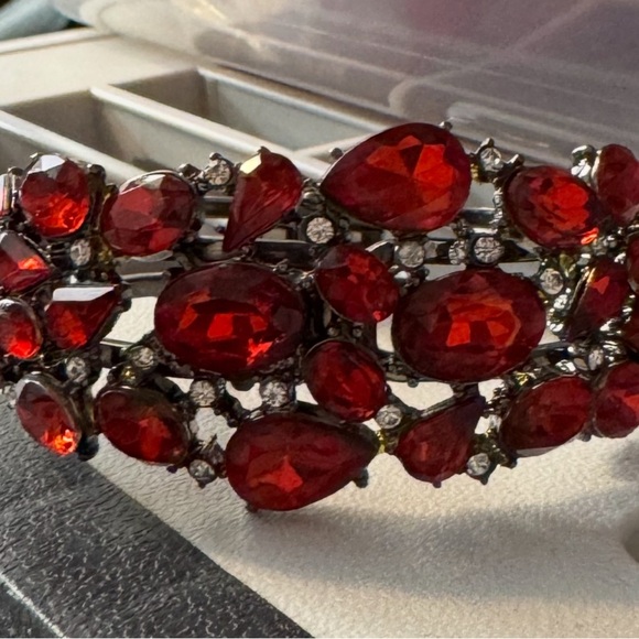 Vintage Rhinestone Clamper Cuff Bracelet Revival Statement Piece Art Deco - Picture 6 of 8